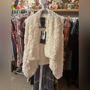 ME JANE XL IVORY SHRUG VEST MSRP 50.00